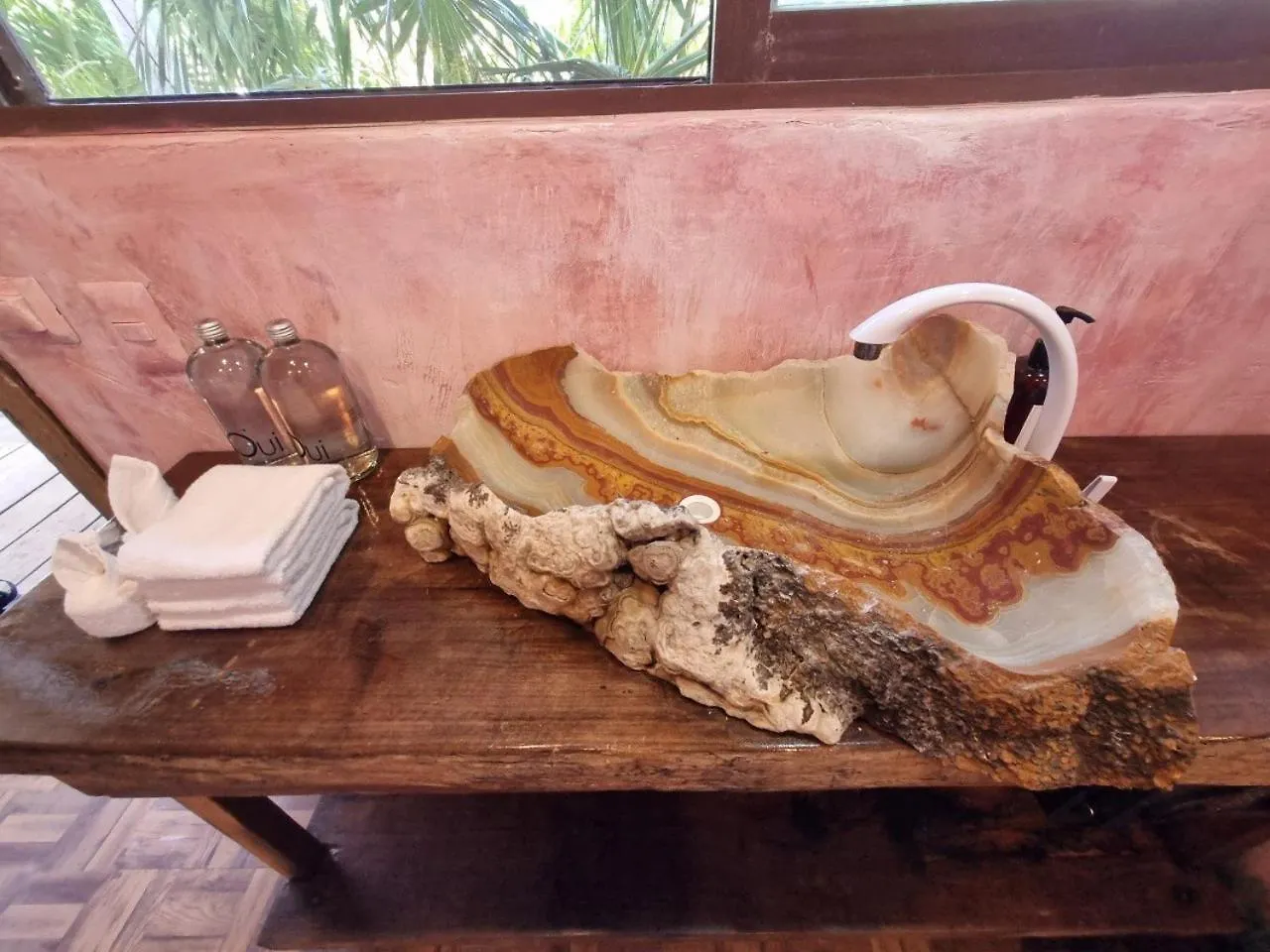 Hippie Chit Jungle House Tulum