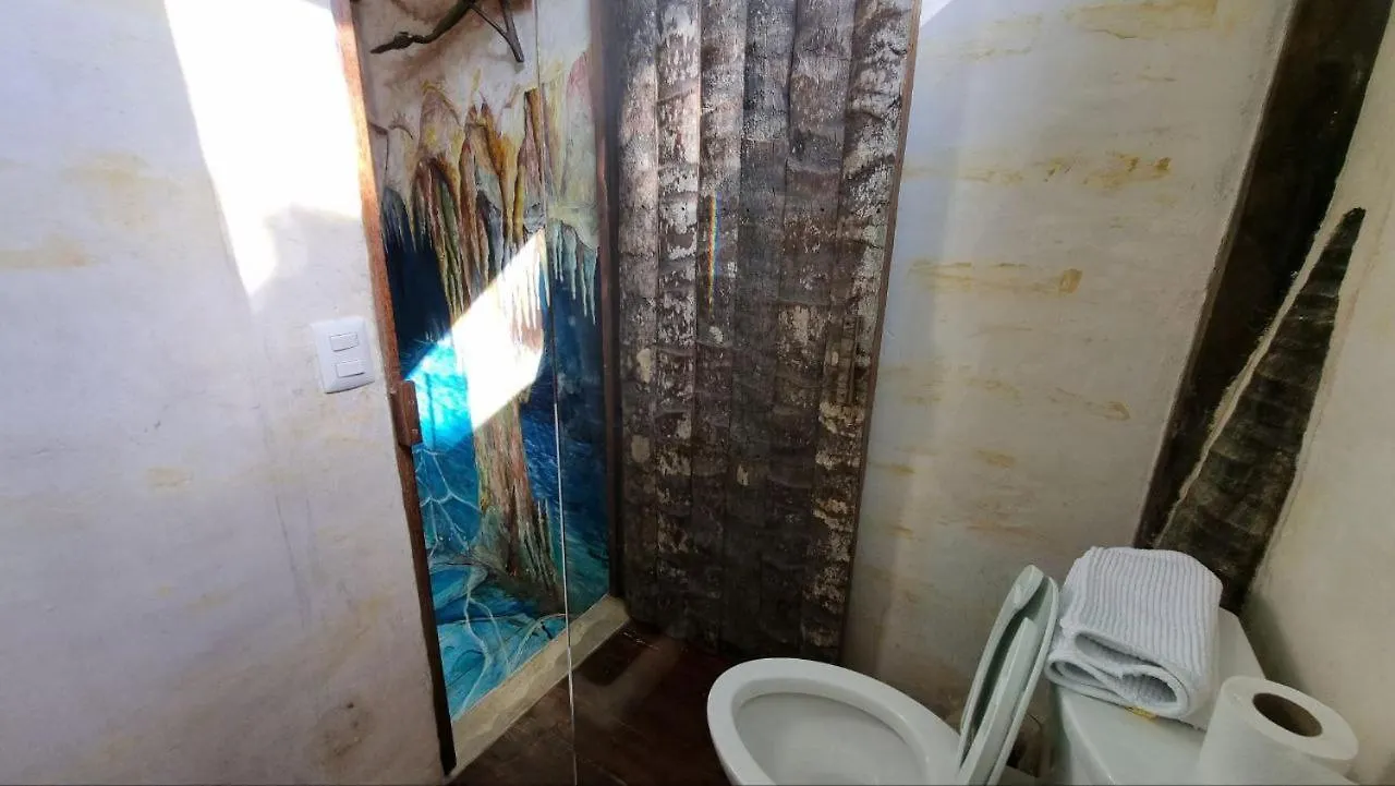 **** Отель Hippie Chit Jungle House Мексика