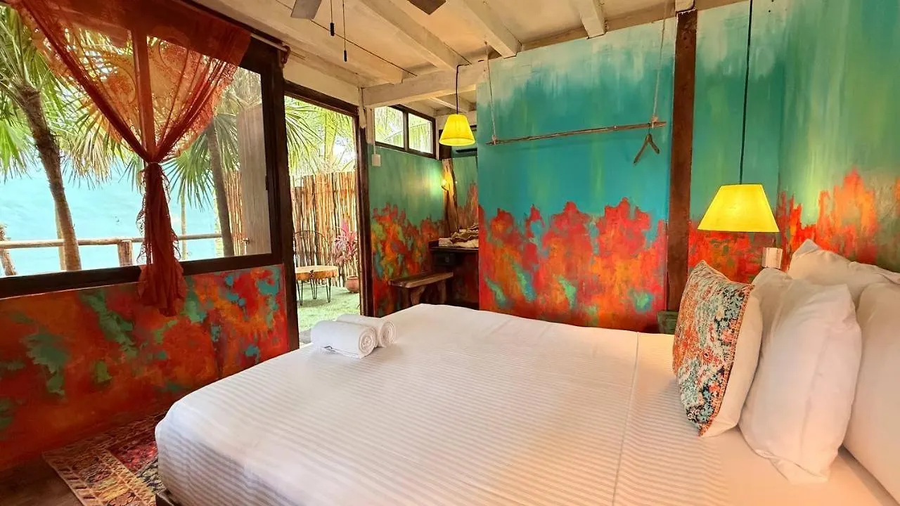 Hotel Hippie Chit Jungle House