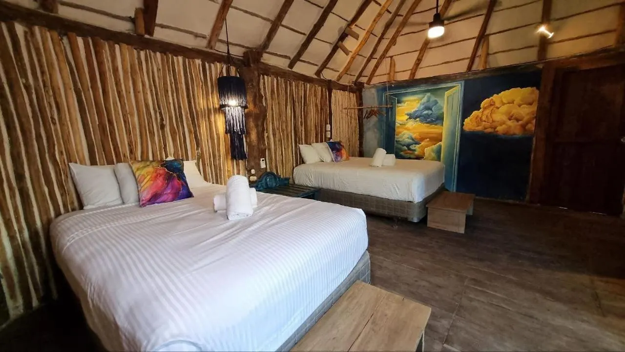 Hippie Chit Jungle House 4*, Tulum