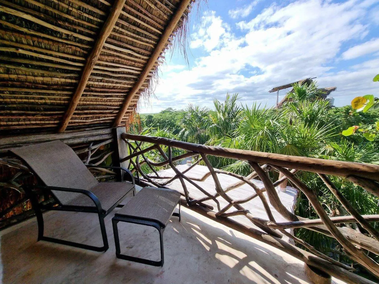 Hippie Chit Jungle House